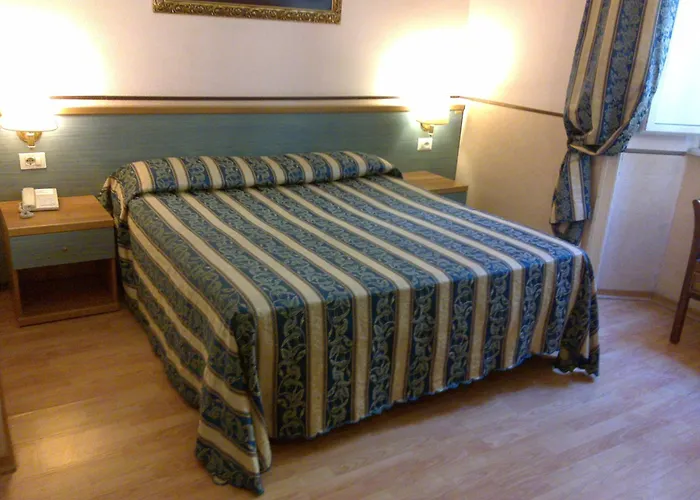 Hotel Lazzari Roma